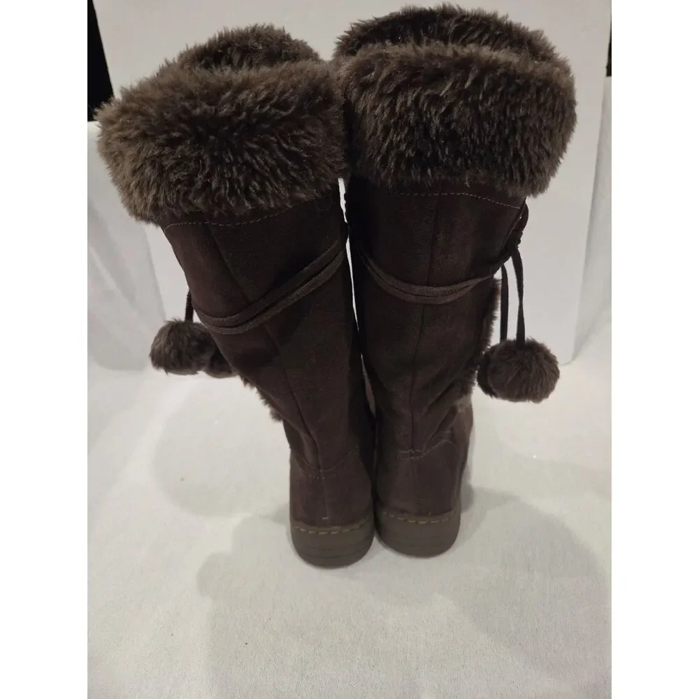 Baretraps Adaire Suede Winter Boots Dark Brown Faux Fur Pom Pom Size 7.5